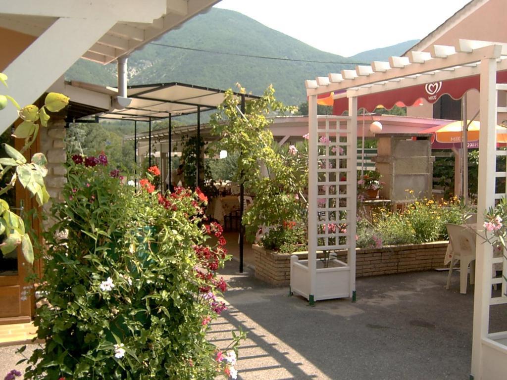 勒里莱斯都塞雷酒店 迪约勒菲 外观 照片
